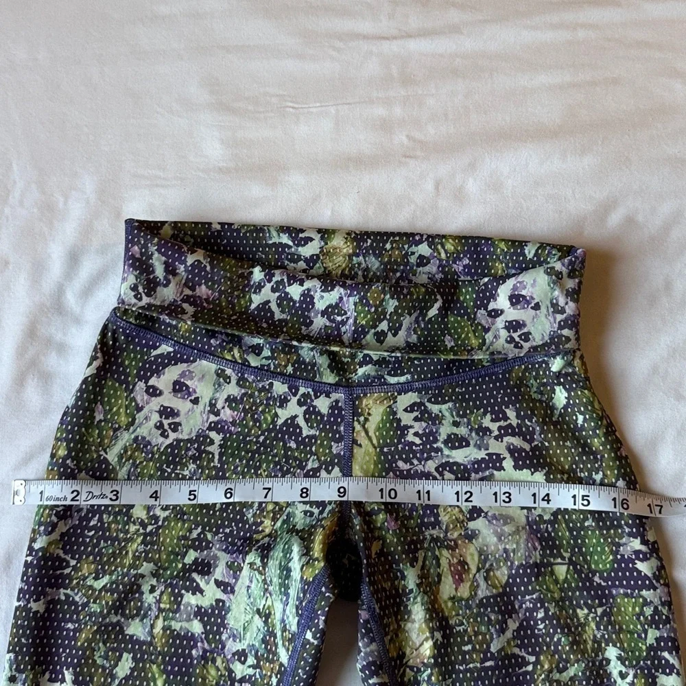 lululemon athletica Purple & Green Abstract Cropped Leggings